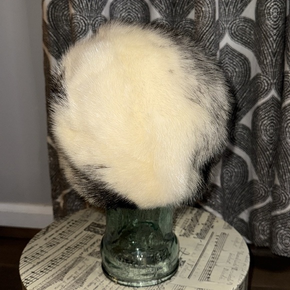 Gwenn Pennington Vintage Fur Hat - Picture 3 of 6